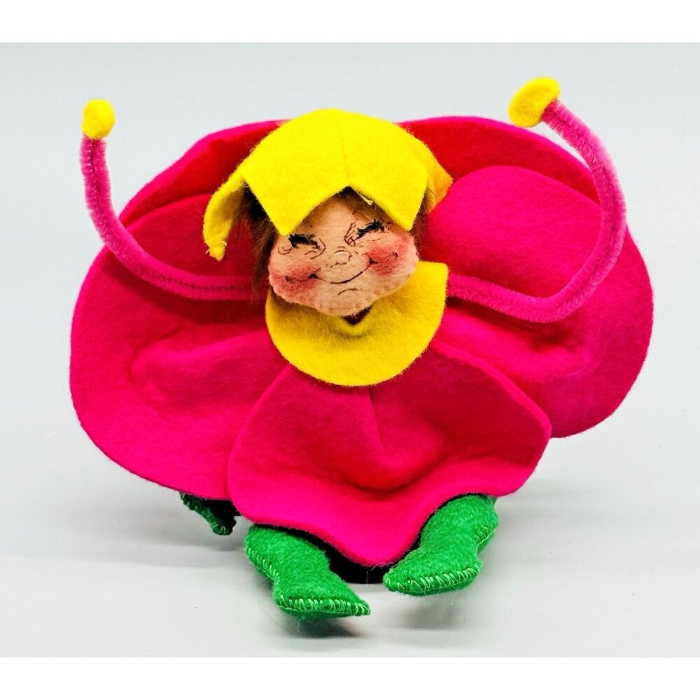 Annalee Pink Flower Kid Figurine 159793 Yellow Hat Spring 1993 7 inch